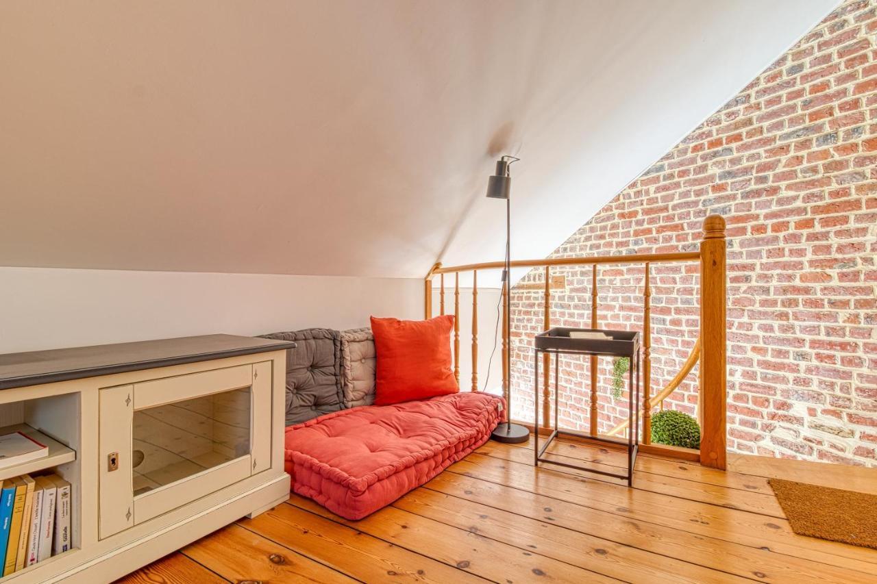 Le Verlaine - Appt Charmant Cosy Idealement Situe Calais Extérieur photo